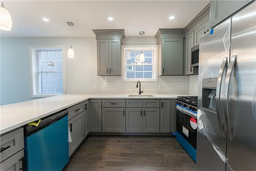 31 Vandewater Street, Providence, RI 02908 - Image #3