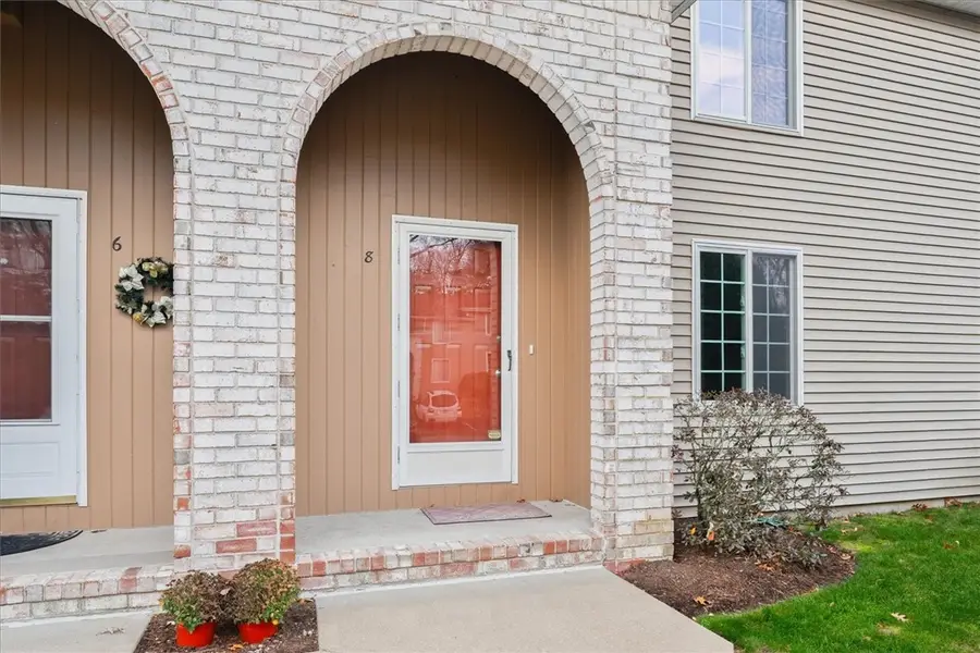 8 Marigold Circle, North Providence, RI 02904 - Image #2