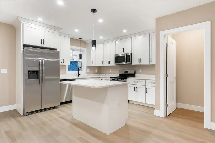 54 Diamond Street, Providence, RI 02907 - Image #3