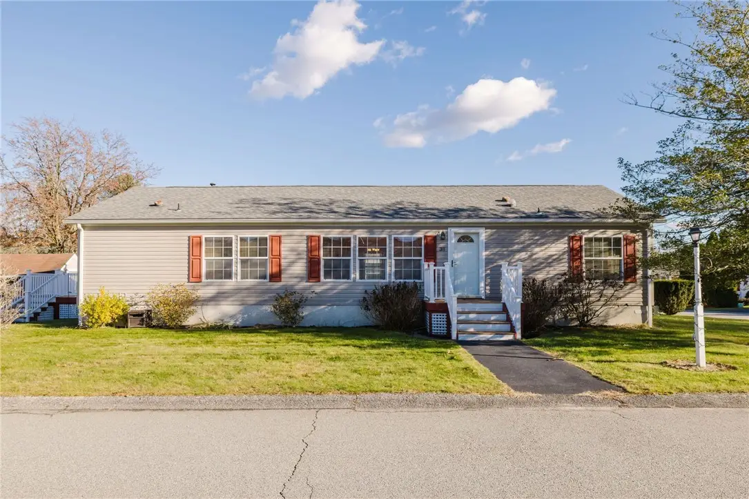 38 Hummingbird Lane, Tiverton, RI 02878 - Image #1