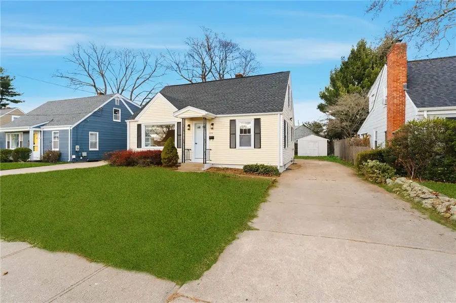 228 London Avenue, Pawtucket, RI 02861 - Image #2