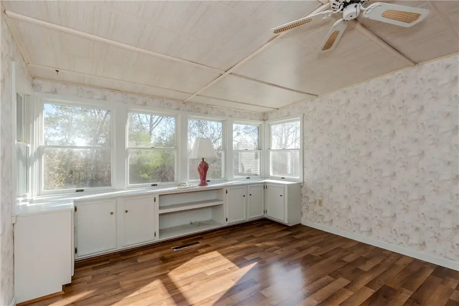 48 Cantaberry Lane, Coventry, RI 02816 - Image #2