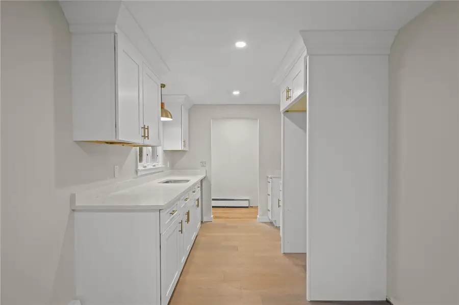 689 Knotty Oak Road, Coventry, RI 02816 - Image #3