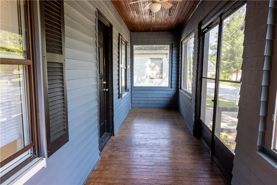 32 Sykes Street, Warwick, RI 02886 - Image #3