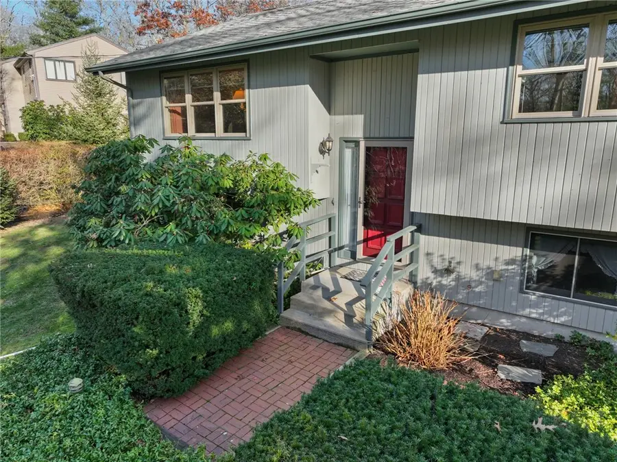 11 Wendy Lane, South Kingstown, RI 02879 - Image #3