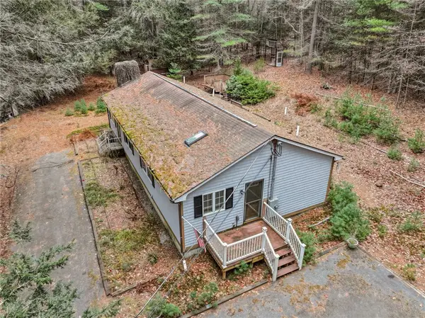 45 Joe Sweet Road, Glocester, RI 02814