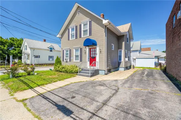 574 Central Avenue, Pawtucket, RI 02861