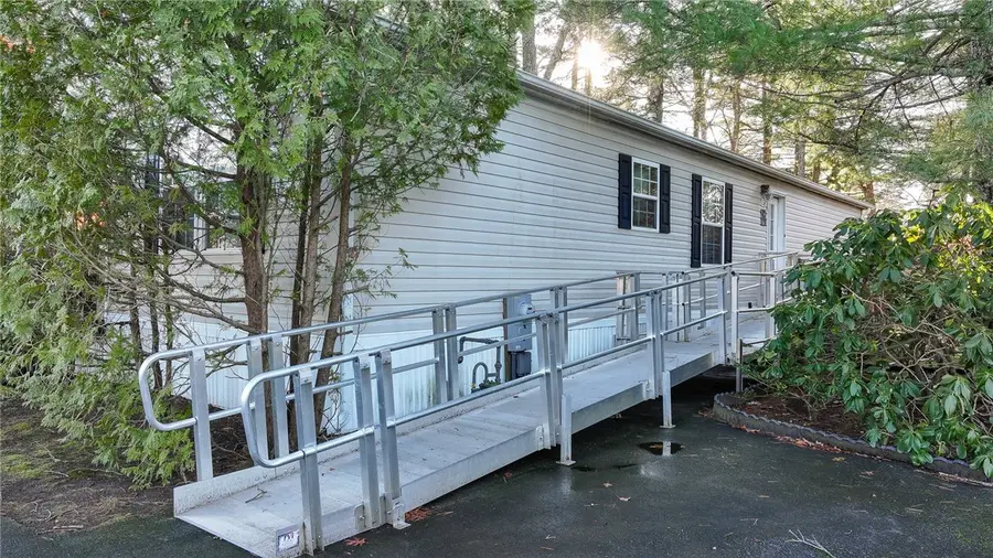 15 Kelly Lane, Coventry, RI 02816 - Image #3