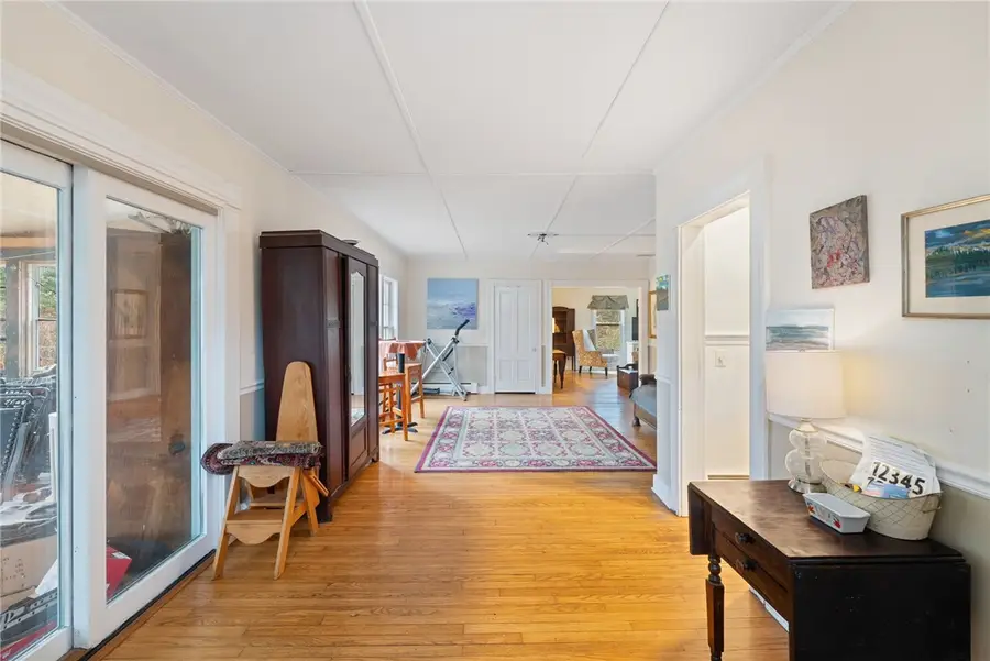 39 Hazard Avenue, South Kingstown, RI 02879 - Image #2