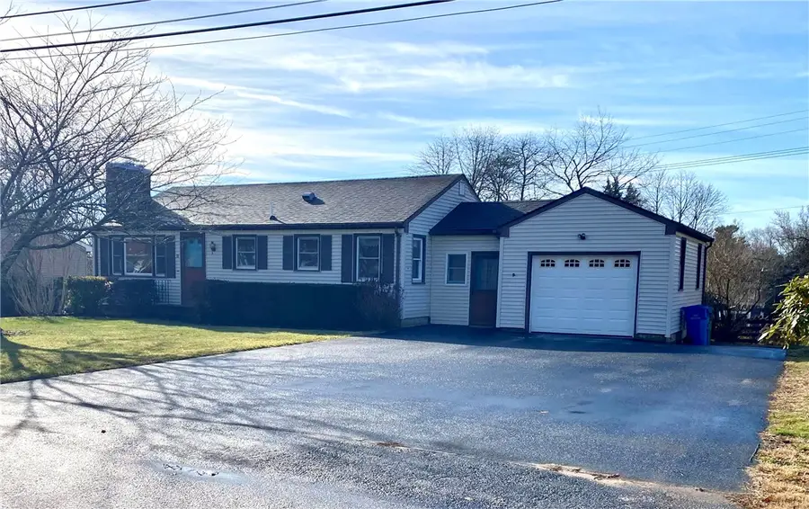 38 Eisenhower Place, South Kingstown, RI 02879 - Image #2