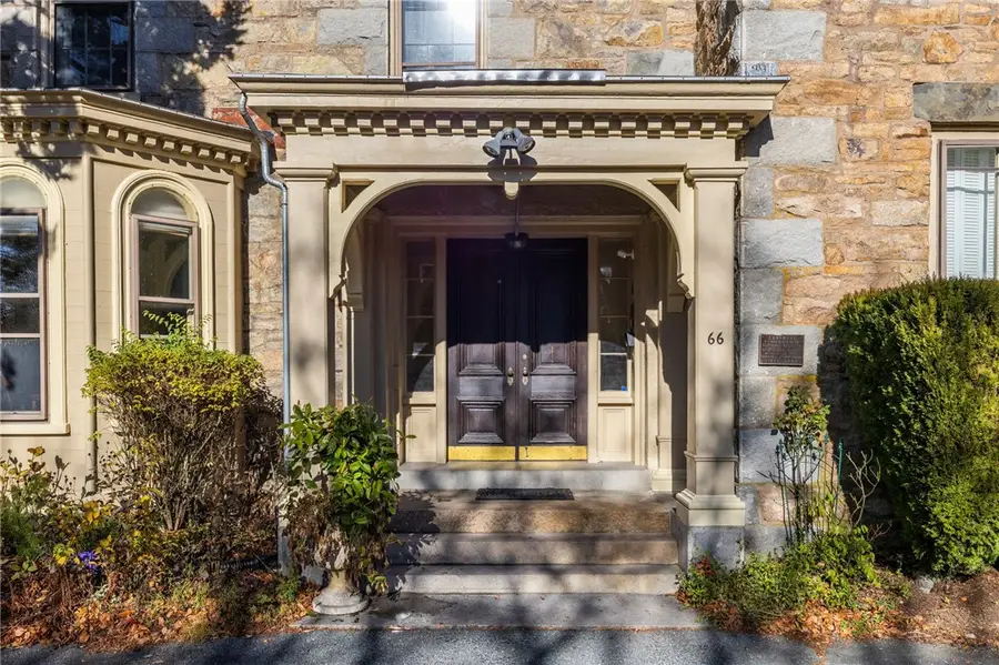 66 Webster Street #9, Newport, RI 02840 - Image #3