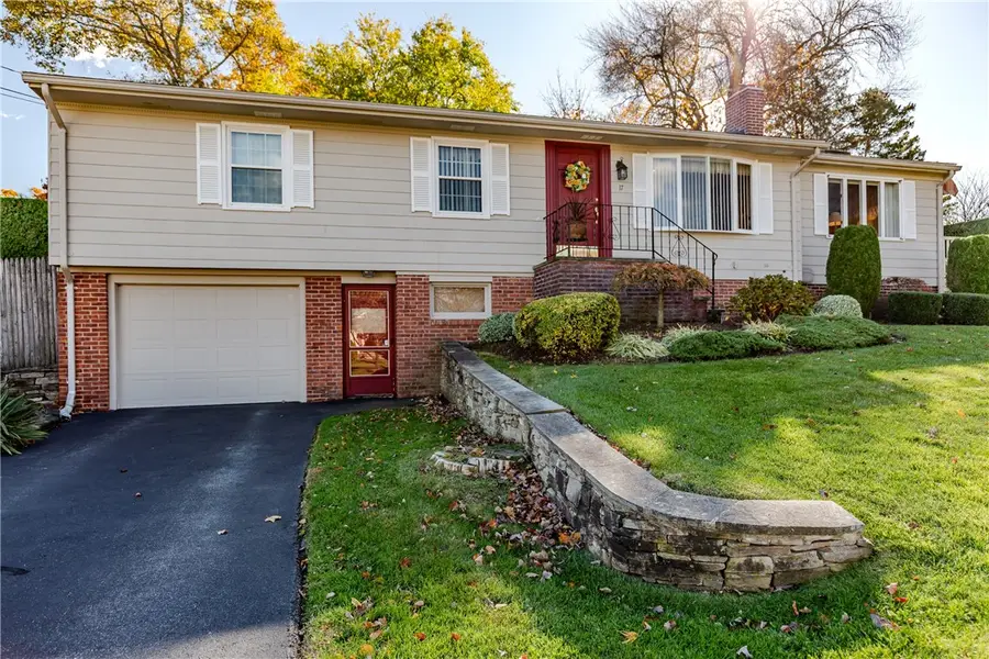 17 Woodview Drive, Cranston, RI 02920 - Image #2