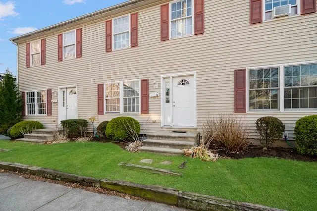 22 Vernon Street #B, Providence, RI 02903 - Image #2