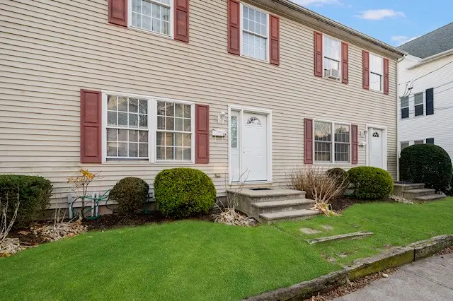 22 Vernon Street #B, Providence, RI 02903 - Image #3