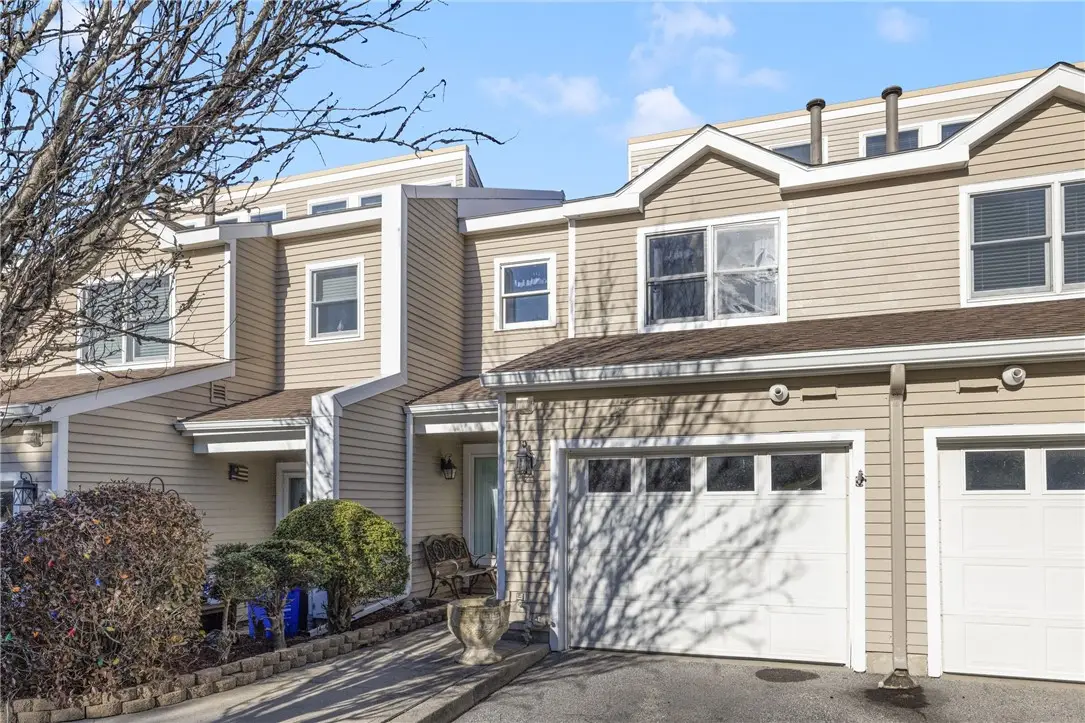 53 Lawton Brook Lane, Portsmouth, RI 02871 - Image #1