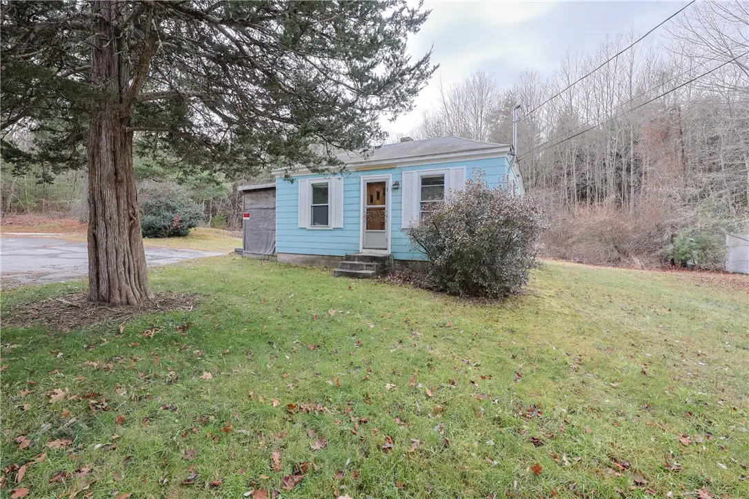 5 Lees Lane, Glocester, RI 02814 - Image #1