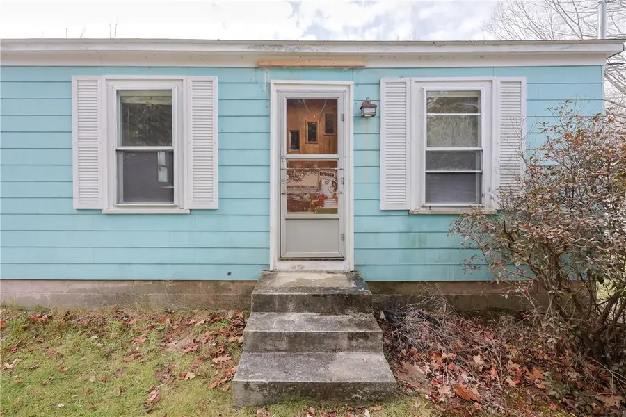 5 Lees Lane, Glocester, RI 02814 - Image #2