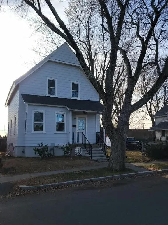 157 Grosvenor Avenue, East Providence, RI 02914 - Image #2
