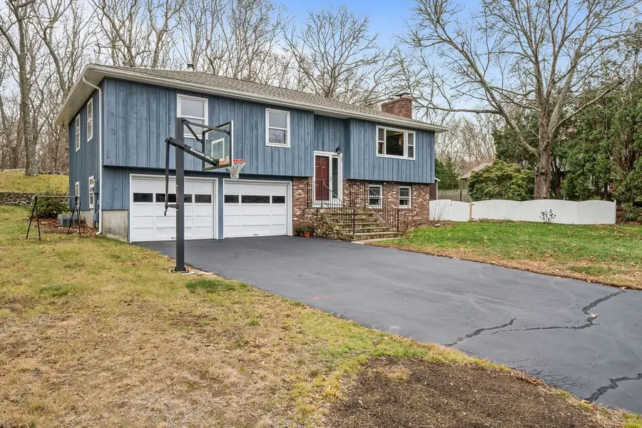 35 Robin Hollow Lane Lane, Westerly, RI 02891 - Image #2
