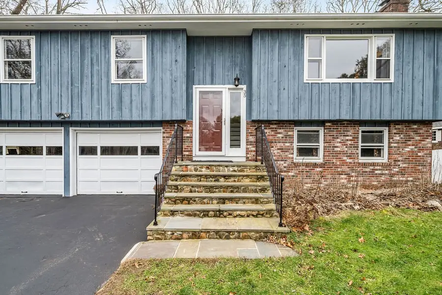 35 Robin Hollow Lane Lane, Westerly, RI 02891 - Image #3