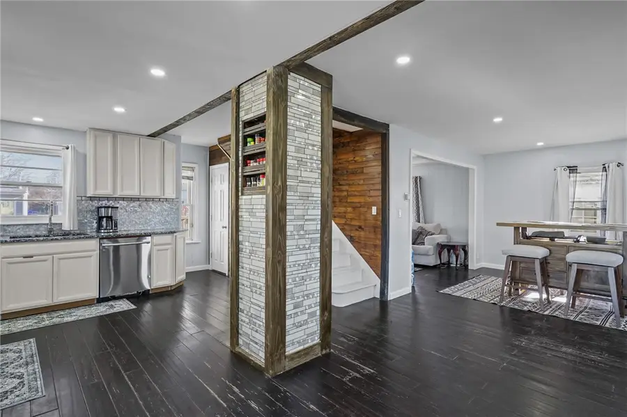 71 Notre Dame Avenue, Pawtucket, RI 02860 - Image #2