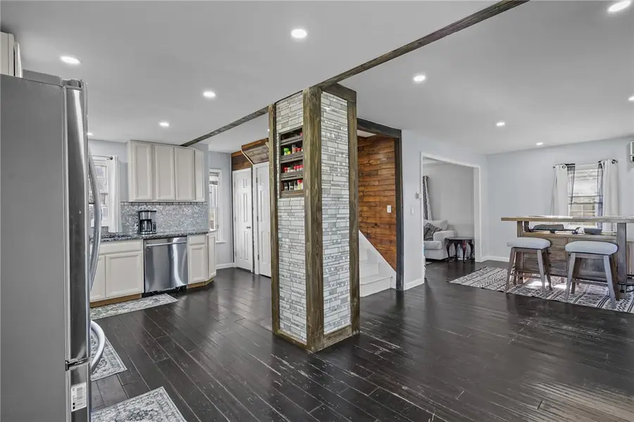 71 Notre Dame Avenue, Pawtucket, RI 02860 - Image #3