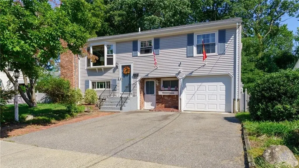 185 Parkside Avenue, Pawtucket, RI 02861 - Image #1