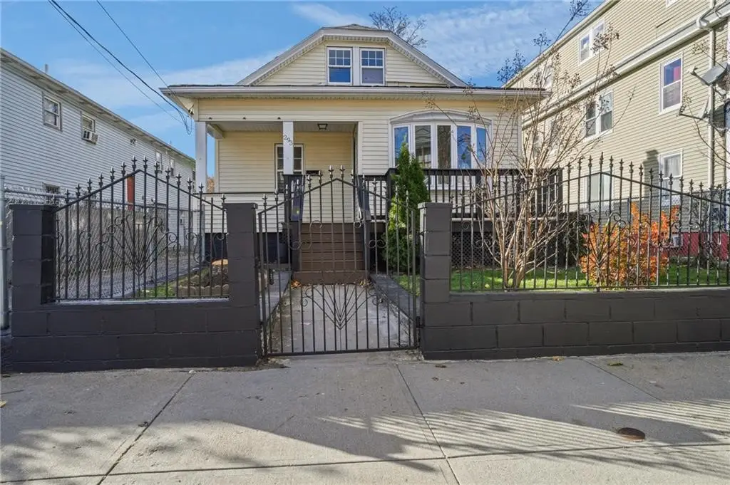 293 Webster Avenue, Cranston, RI 02920 - Image #1