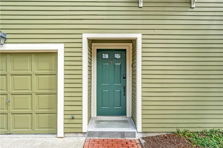 22 Miles Avenue, Providence, RI 02906 - Image #3