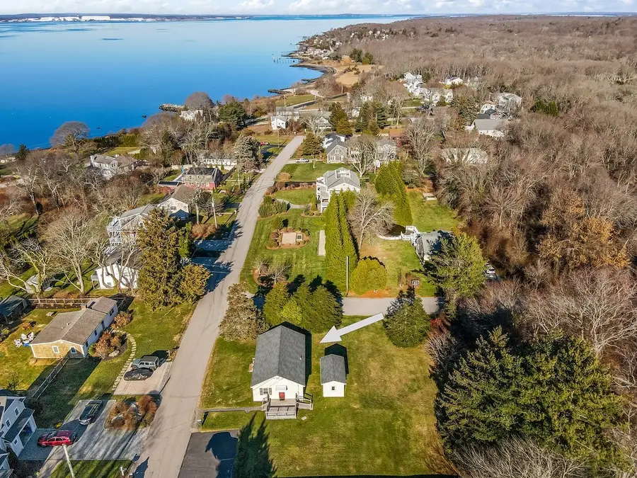 8 Starboard Avenue, Jamestown, RI 02835 - Image #3