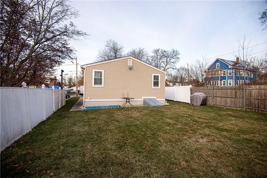 6 Alden Street, Providence, RI 02909 - Image #2