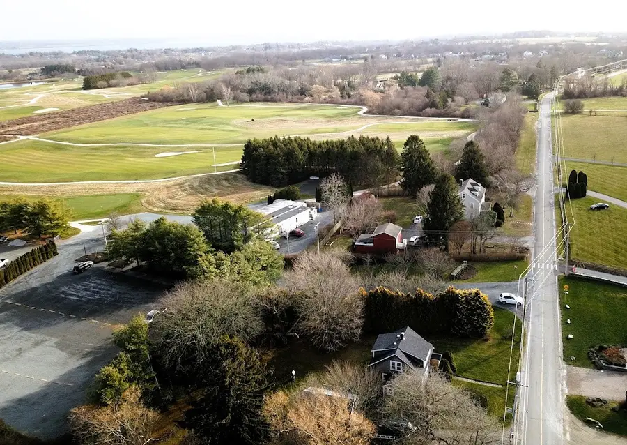 318 Mitchell's Lane, Middletown, RI 02871 - Image #2