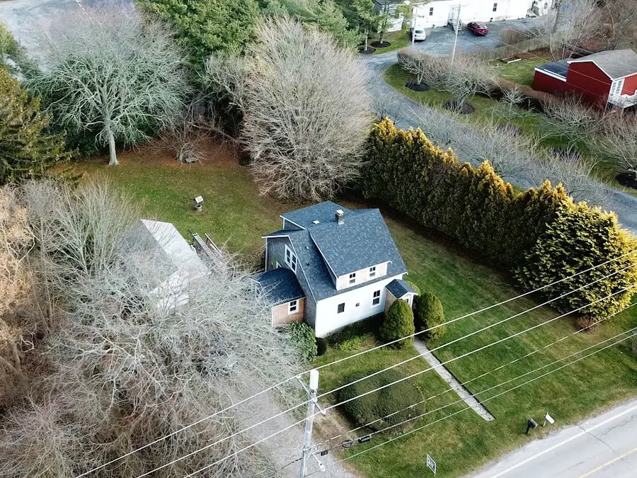 318 Mitchell's Lane, Middletown, RI 02871 - Image #3