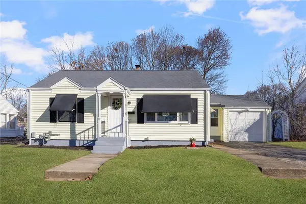 17 Loring Street, Cranston, RI 02920