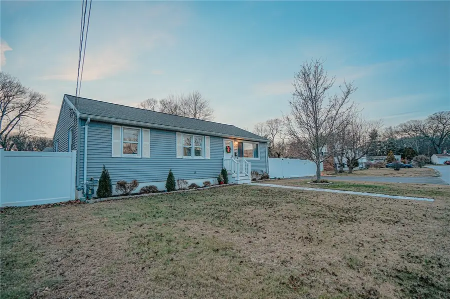 27 Winifred Avenue, Warwick, RI 02889 - Image #3