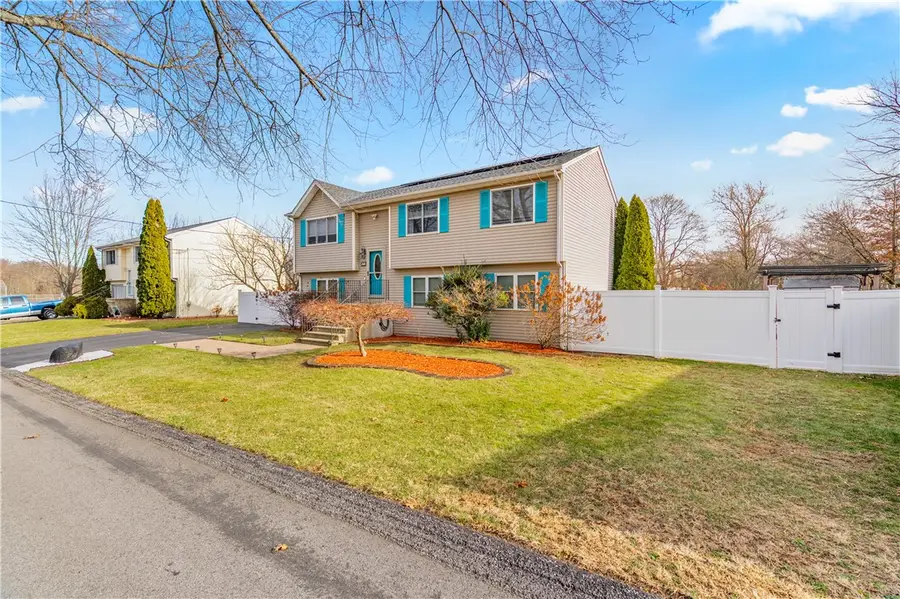 12 Railroad Row, Warwick, RI 02886 - Image #2