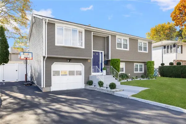 54 Salem Avenue, Cranston, RI 02920