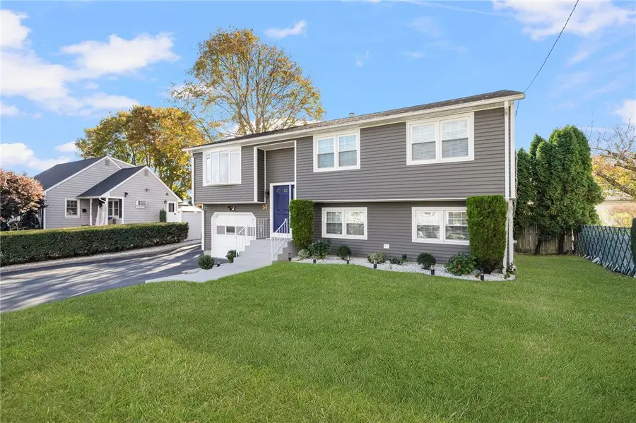 54 Salem Avenue, Cranston, RI 02920 - Image #3