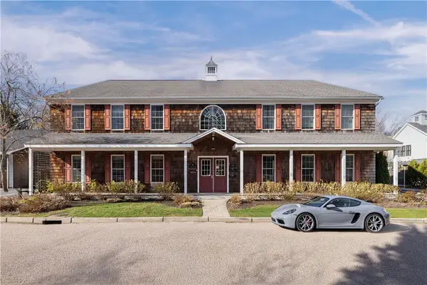 14 Clinton Avenue, Jamestown, RI 02835