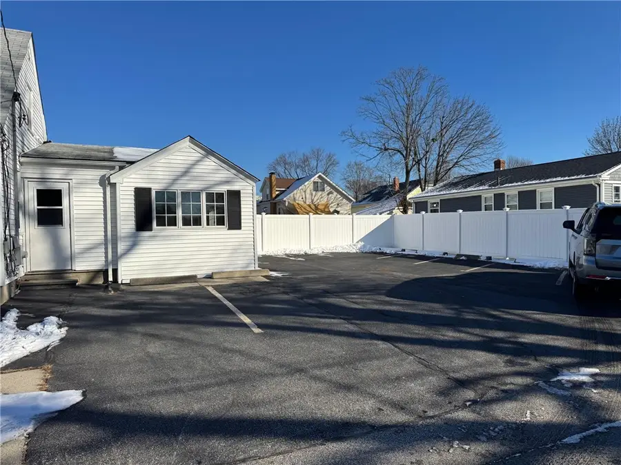 4 Crossway Road, Cranston, RI 02910 - Image #3