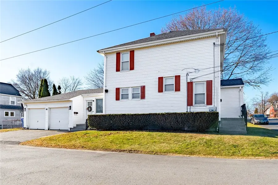 35 E Knowlton Street, Riverside, RI 02915 - Image #2