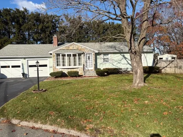 67 Ashwood Circle, Warwick, RI 02886 - Image #1