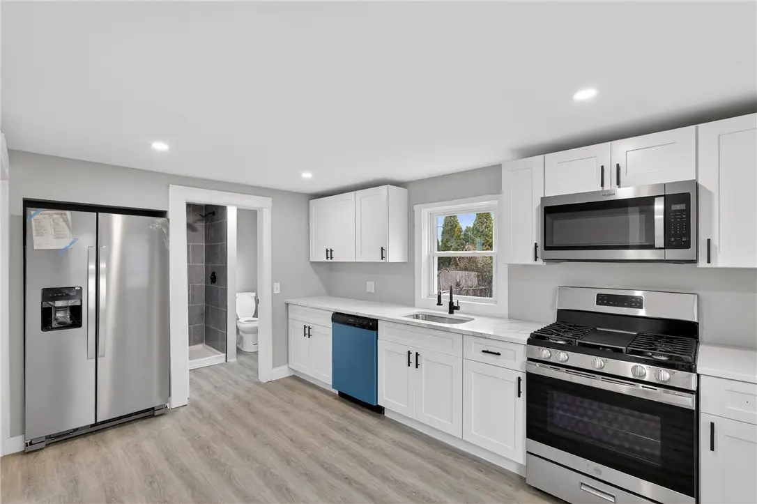 18 Huron Street, Warwick, RI 02889 - Image #1