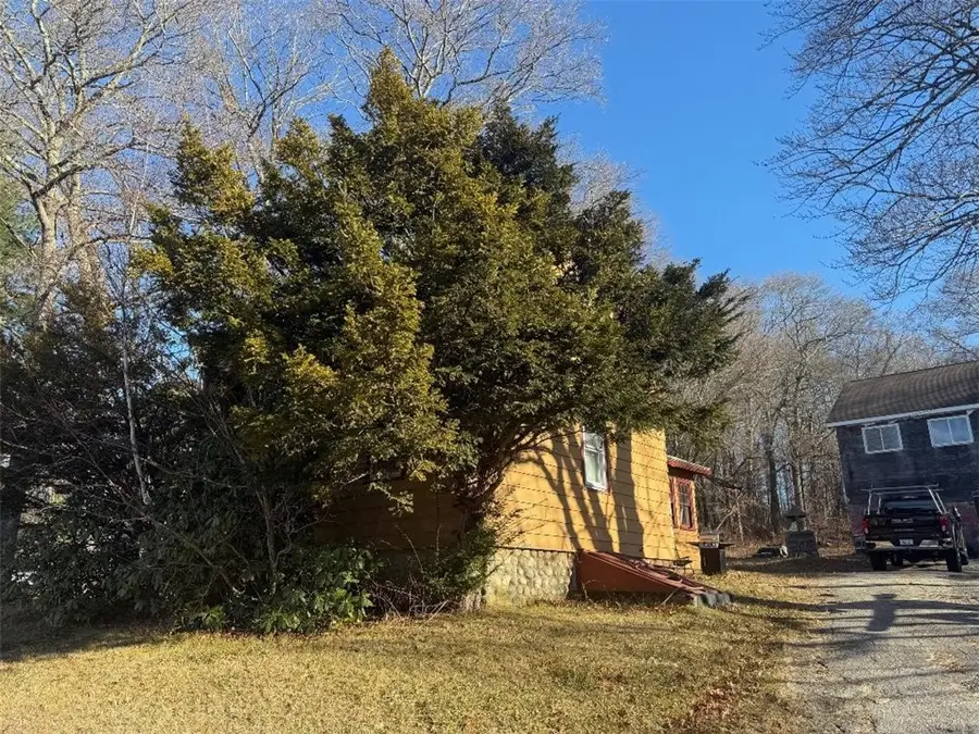 210 Black Plain Road, North Smithfield, RI 02896 - Image #3