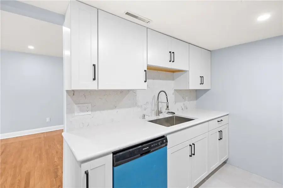 1143 Hartford Avenue #4C, Johnston, RI 02919 - Image #2