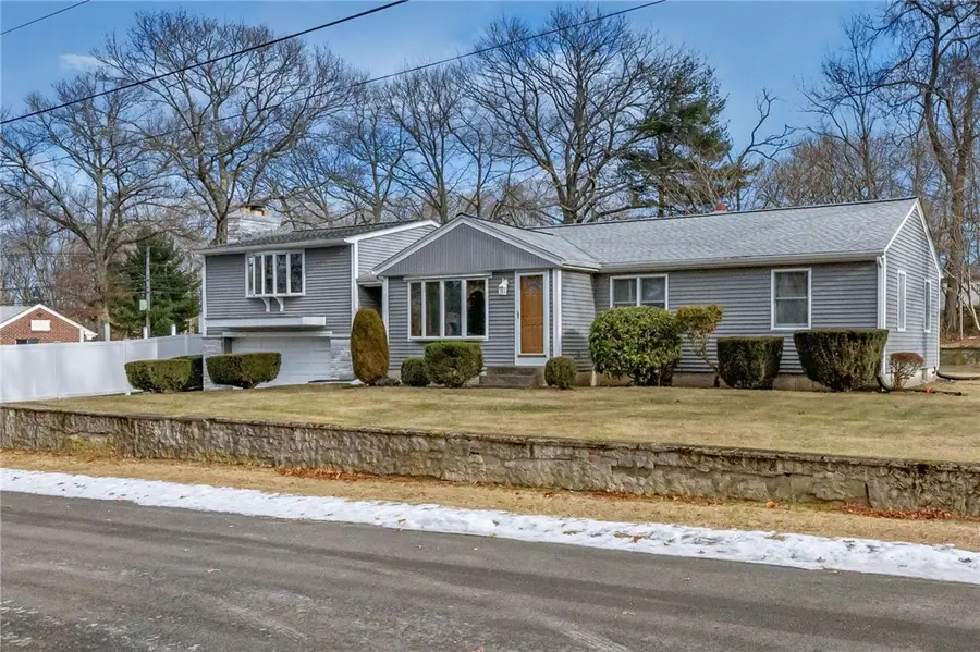 2 Varin Drive, Smithfield, RI 02917 - Image #2