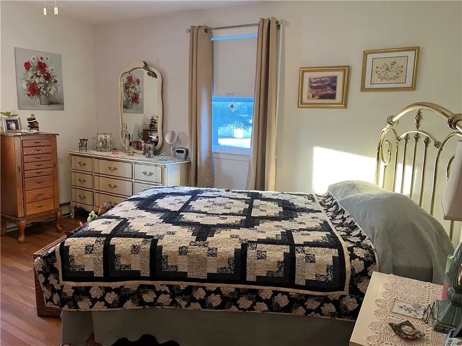 77 Birchwood Lane, West Warwick, RI 02893 - Image #3