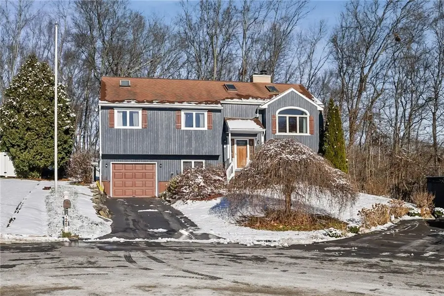 25 Ivy Hollow Court, Cranston, RI 02921 - Image #2