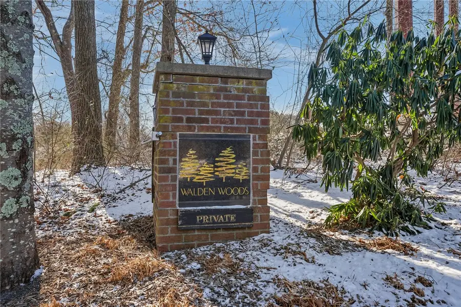 25 Ivy Hollow Court, Cranston, RI 02921 - Image #3