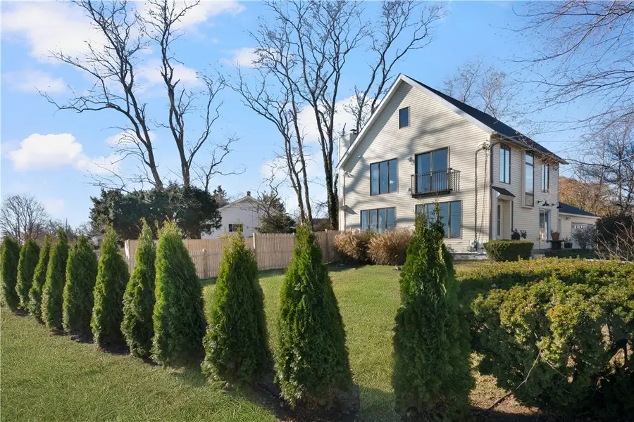 1705 Wampanoag Trail, Barrington, RI 02806 - #3